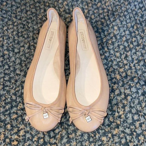 Women’s Coach ballet flats/Size 8.5/ in New Condition - Picture 1 of 5